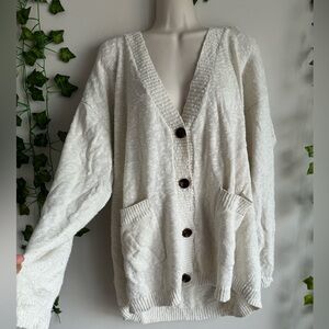 🌿 Off White Oversized Button Up V-neck Cardigan